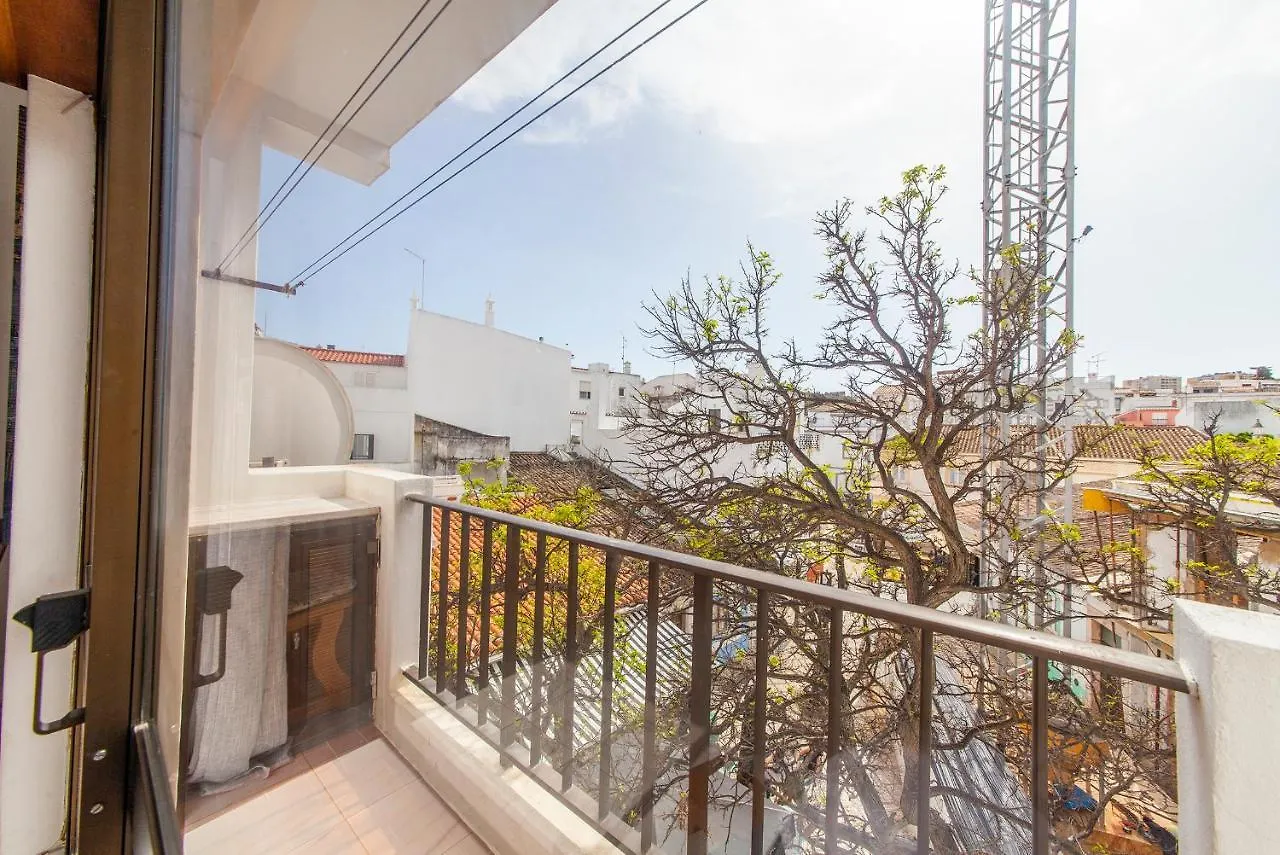 B78 - Fragoso Downtown Apartment Lagos