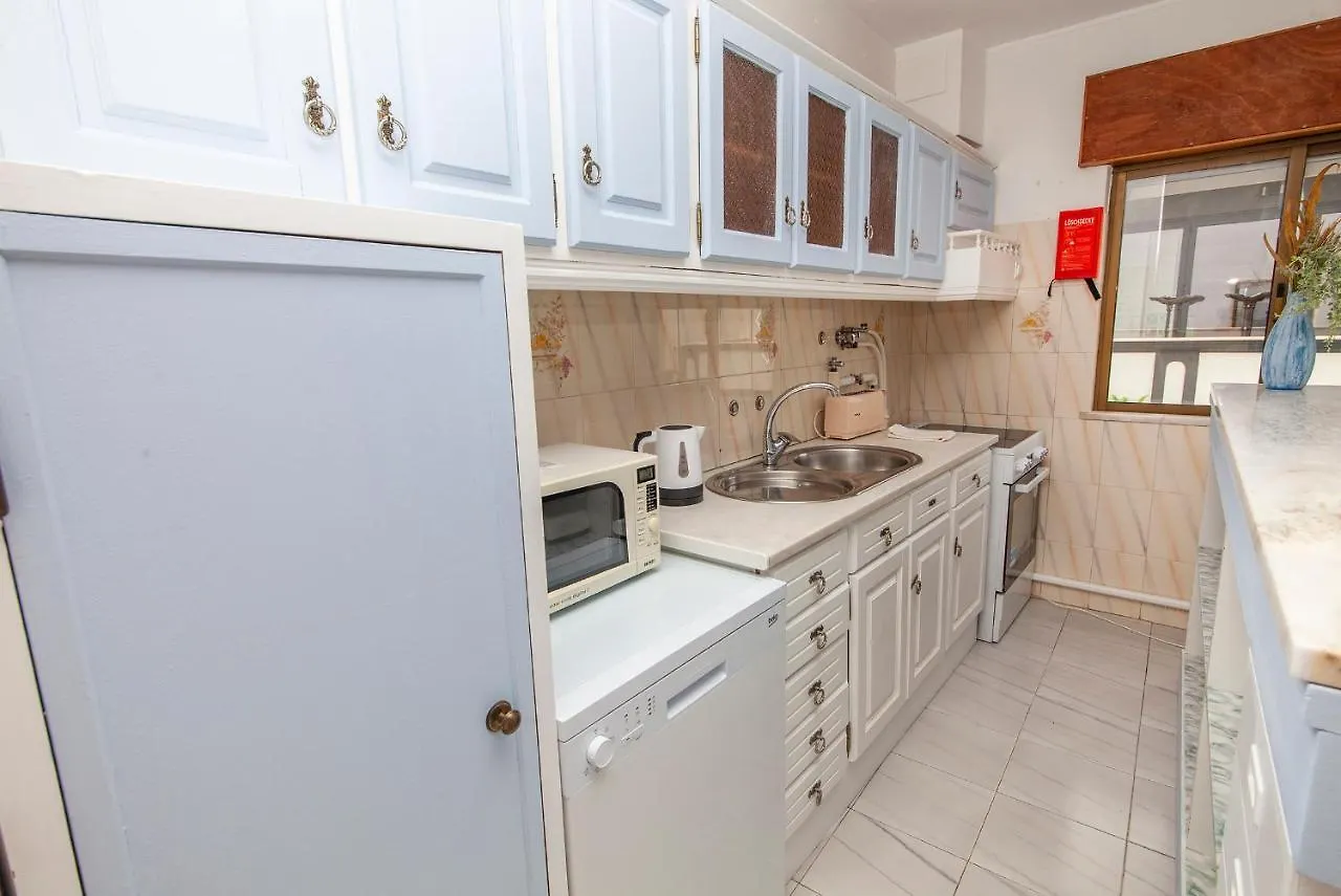 B78 - Fragoso Downtown Apartment Lagos